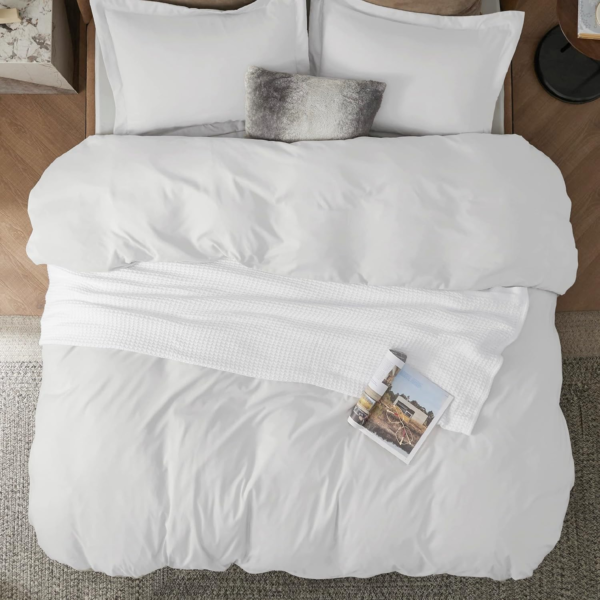 Soft Double Brushed Duvet Cover for Kids with Zipper Closure, 3 Pieces, Includes 1 Duvet Cover (90"X90") & 2 Pillow Shams - Image 3